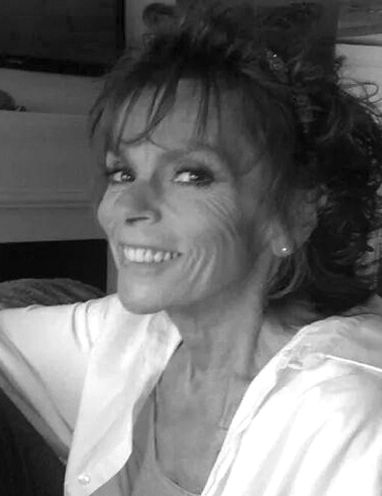 Robyn Lynn (Gundersen) VanWitzenburg