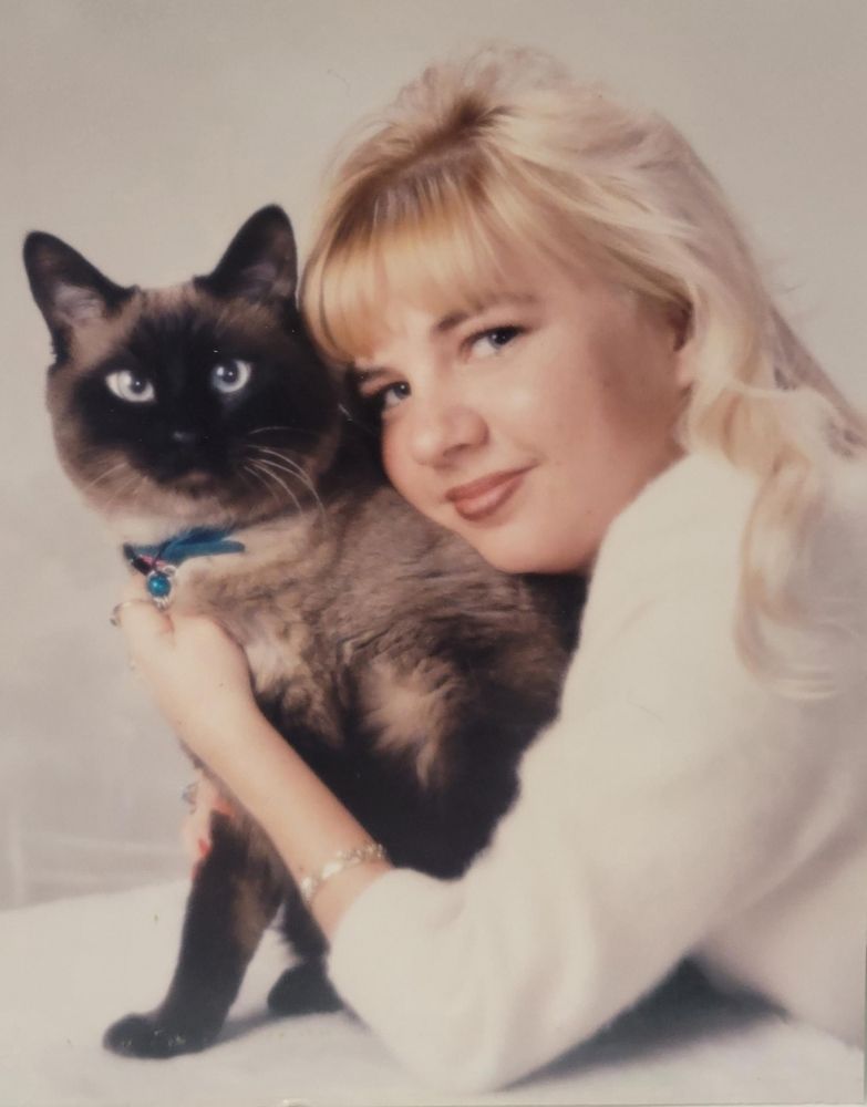 Christina M Knapton