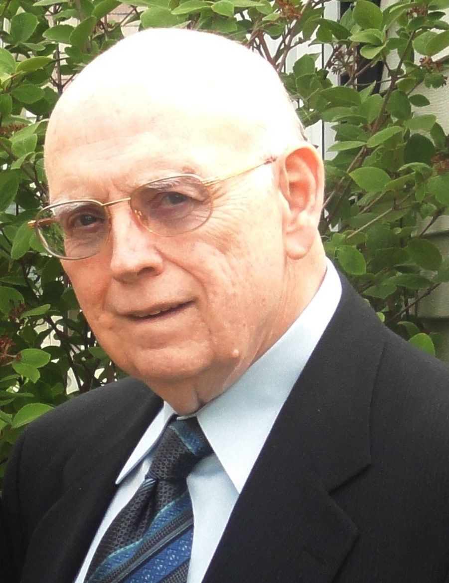 Dr. G. Phillip  Hicks