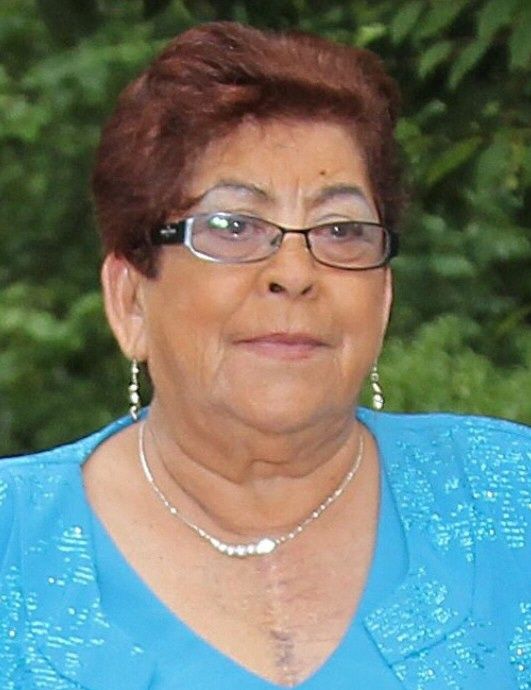 Dominga Cobos