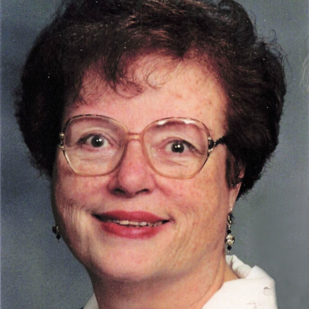 Lucille Busse's obituary photo'