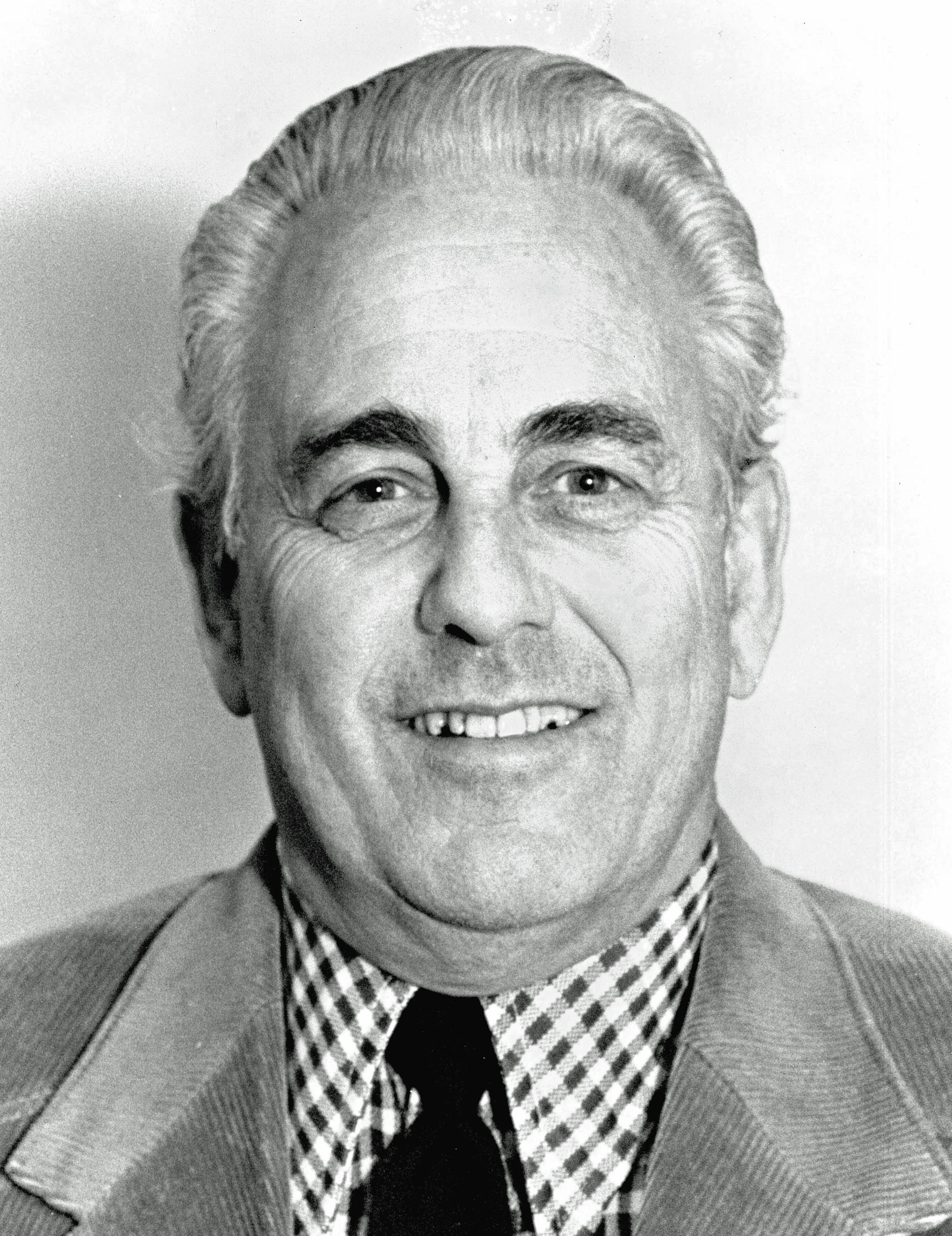 Donald L Beghin