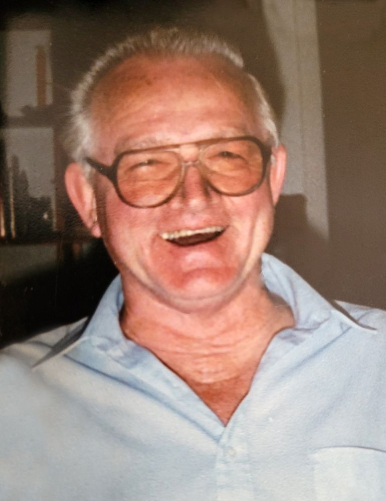 Lee Earl "Red"  Keith
