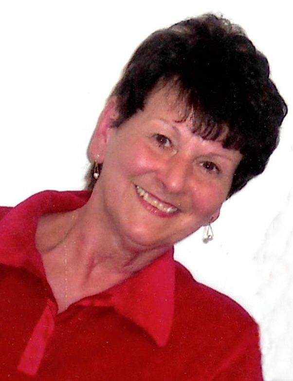 Arlene M Reisdorf