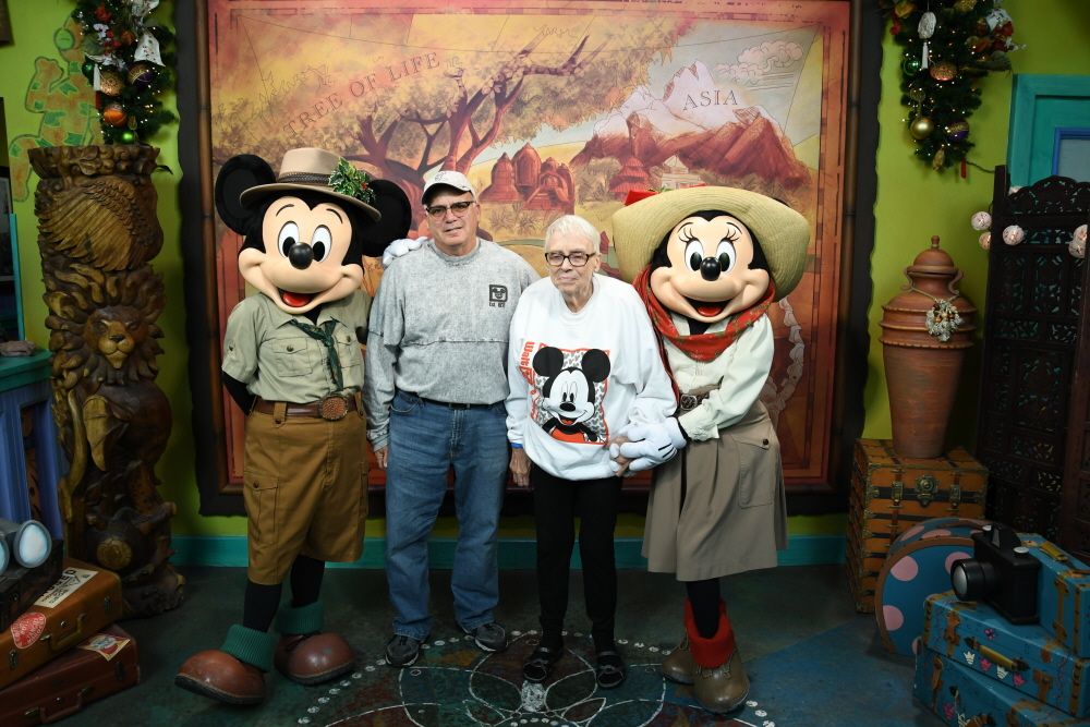 Memorial wall photo