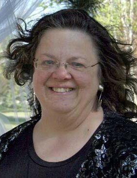 Carolyn Arlene Egan