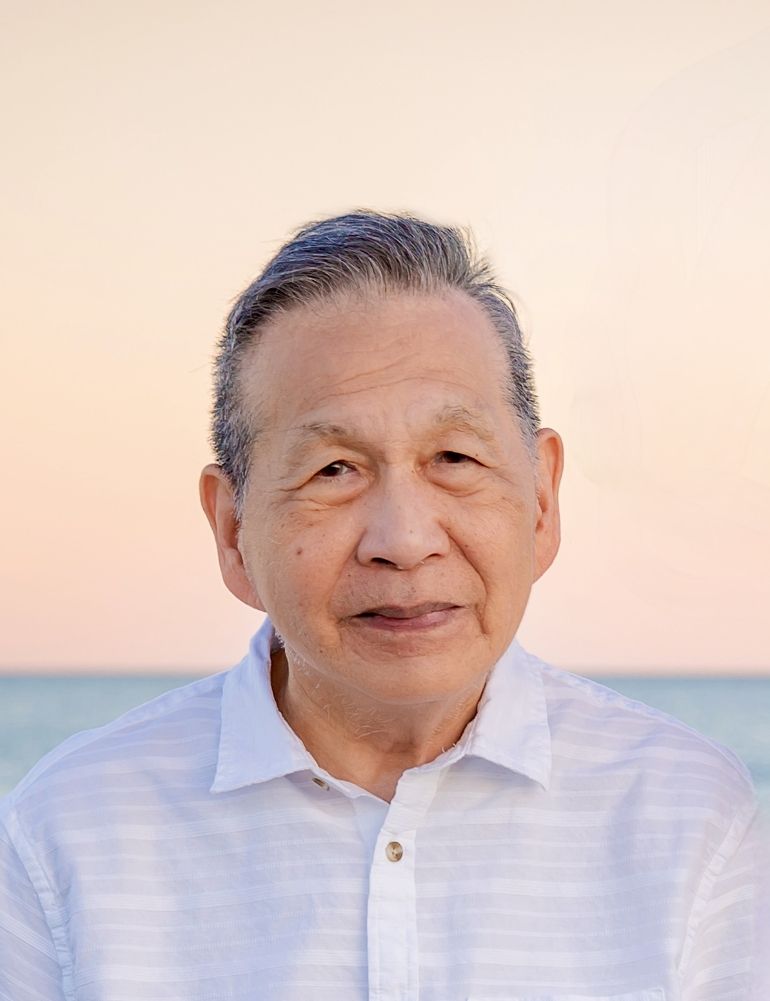 Victor Go's obituary photo'