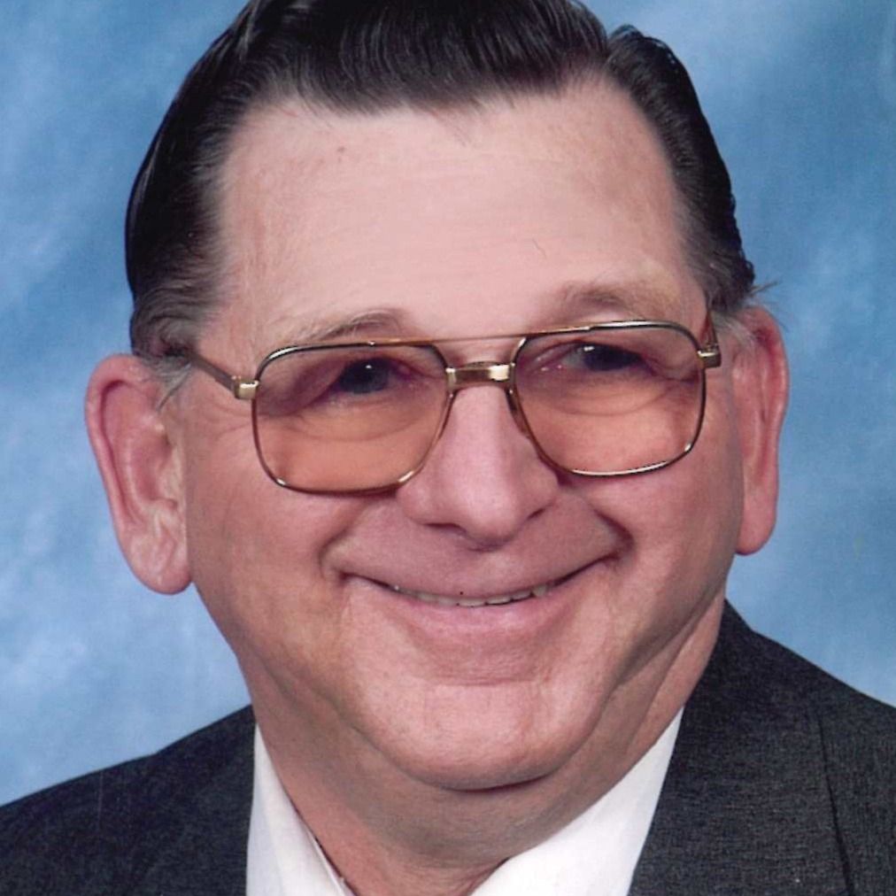 Raymond Kleinknecht's obituary photo'