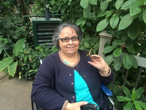 Gloria Nuanes