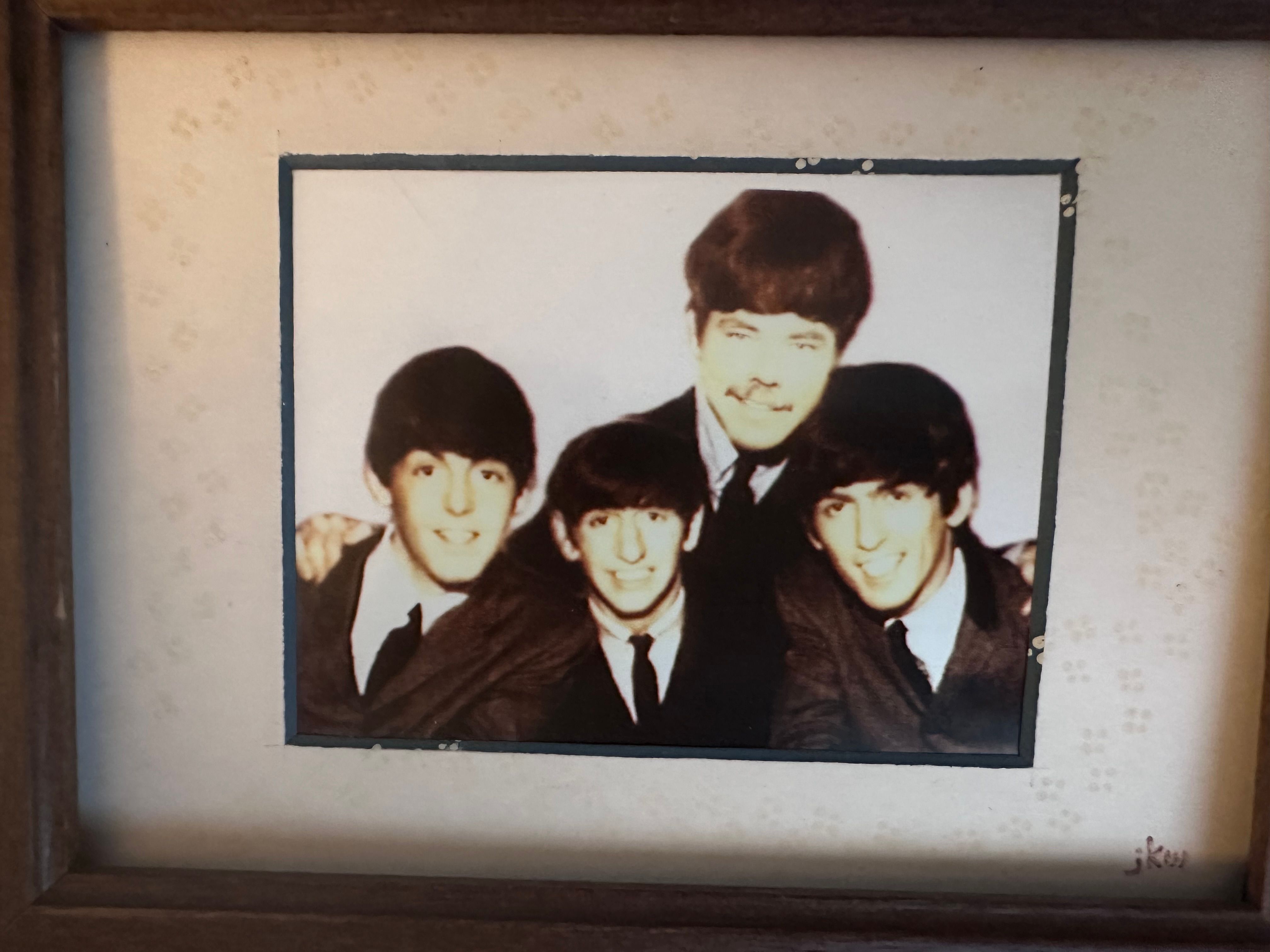 Memorial wall photo