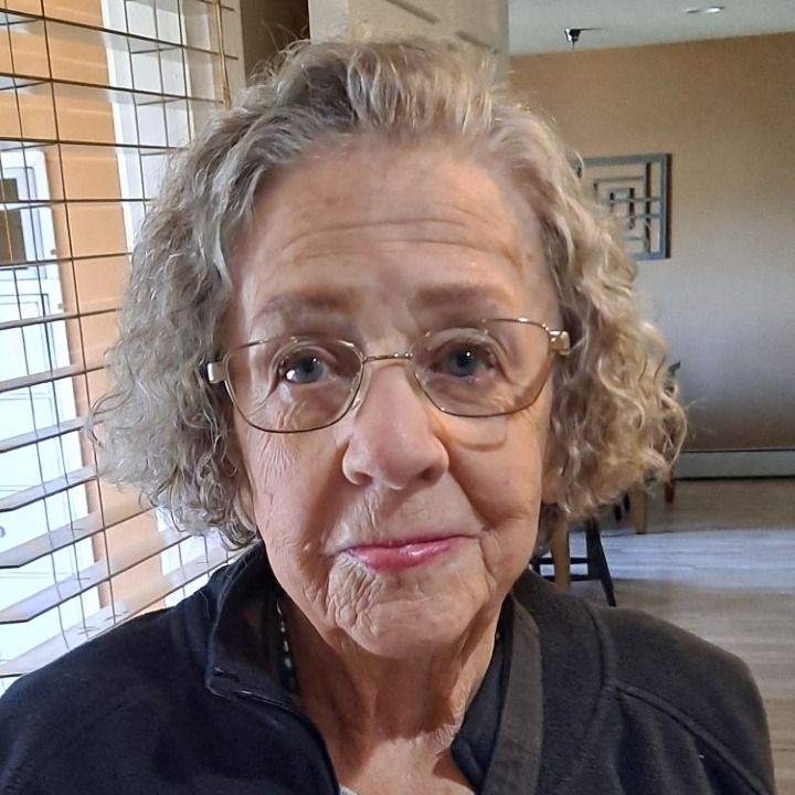 Joyce McGinnity's obituary photo'