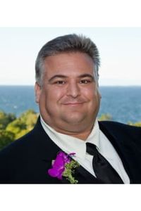 Raymond Ozols
