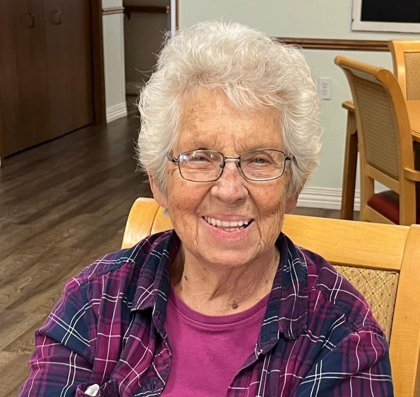 Carolyn Woodward's obituary photo'