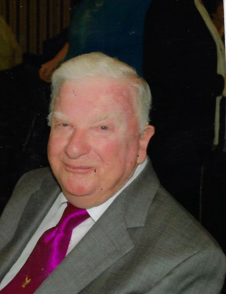 Robert L. Elliott, Sr's obituary photo'