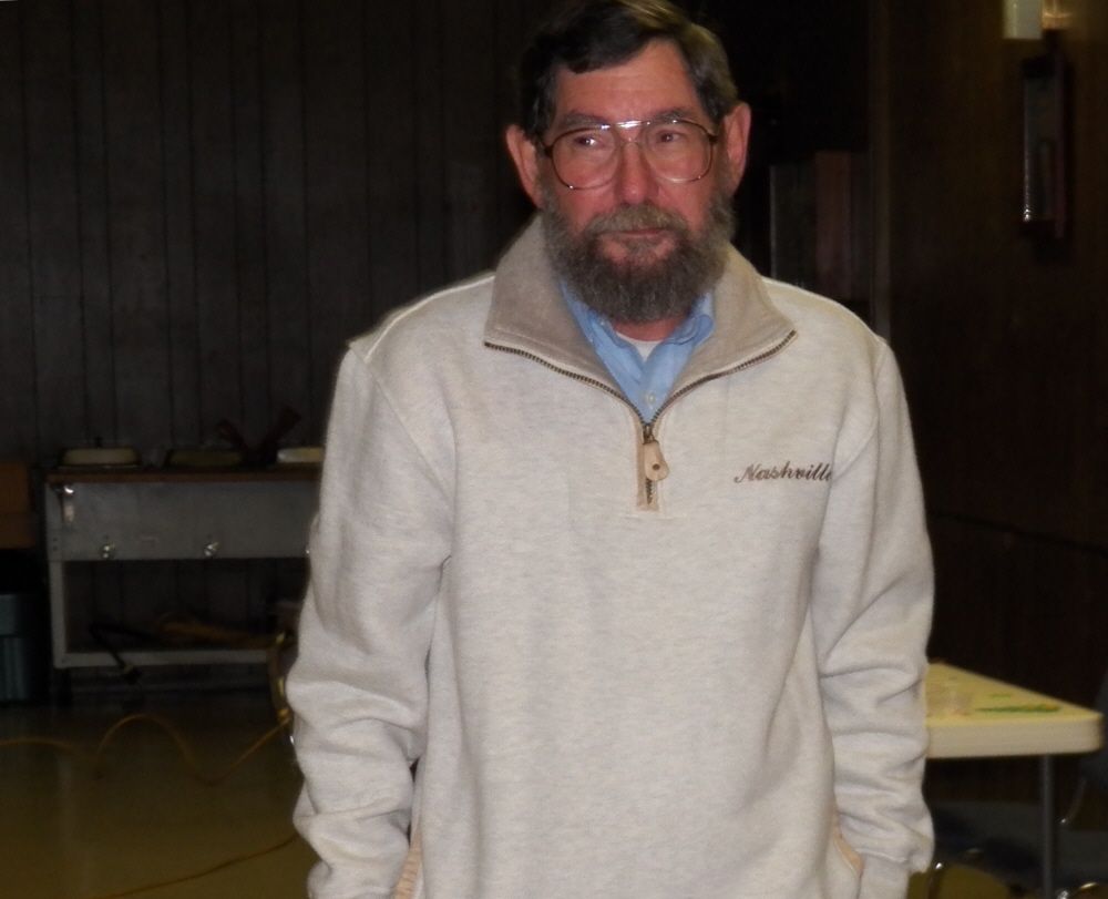 Ralph L Thompson