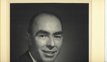 R. Lee Mitchell