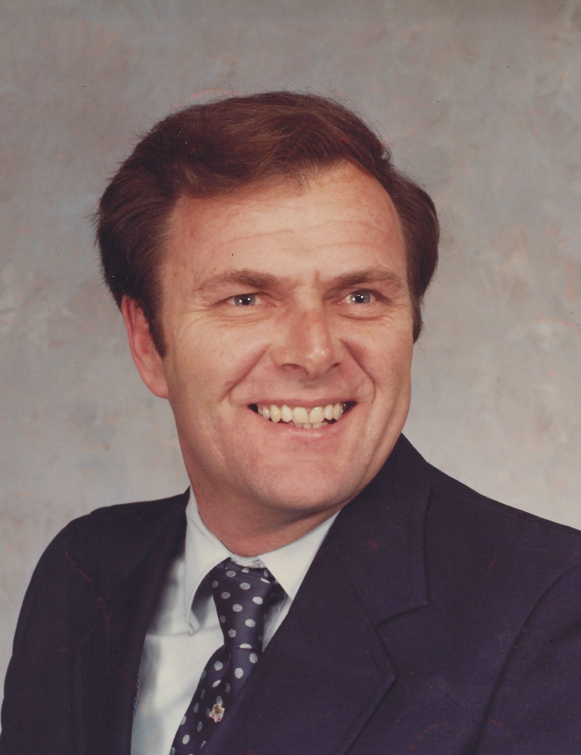 Leonard Knapp