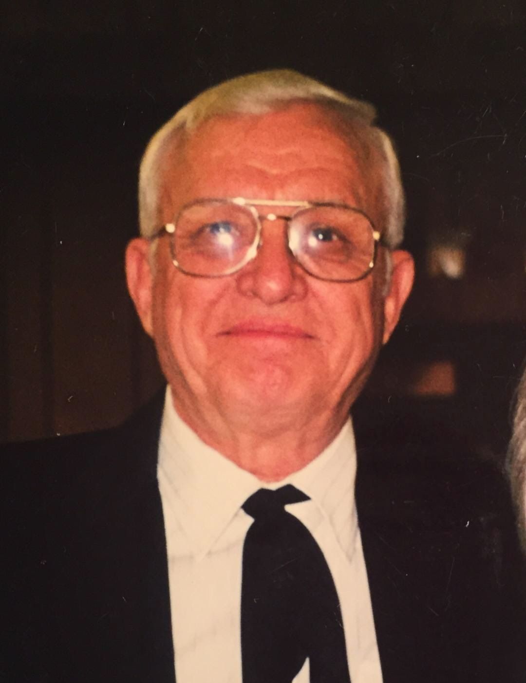 Lyle Guy Kirkendall