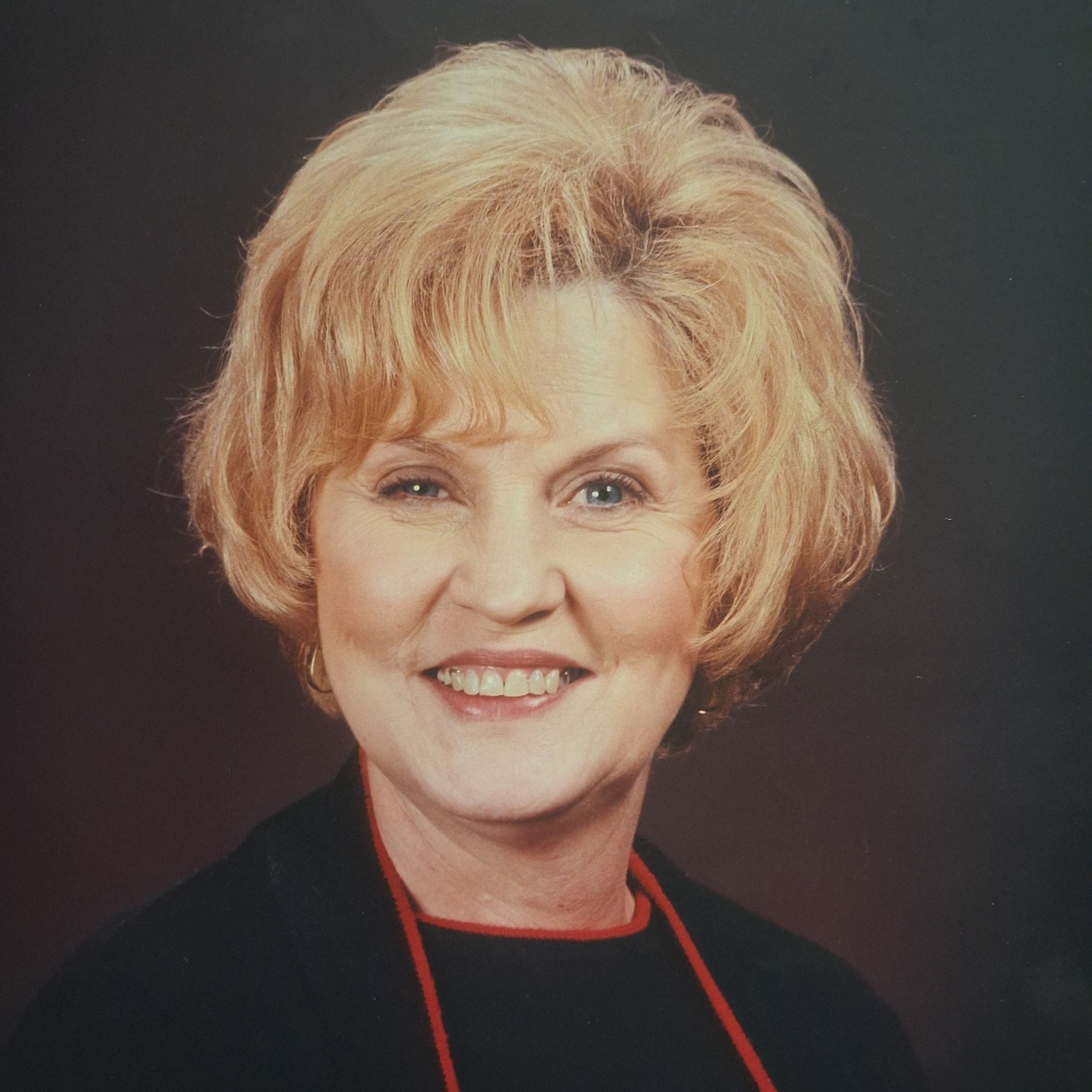 Lottie Graham's obituary photo'