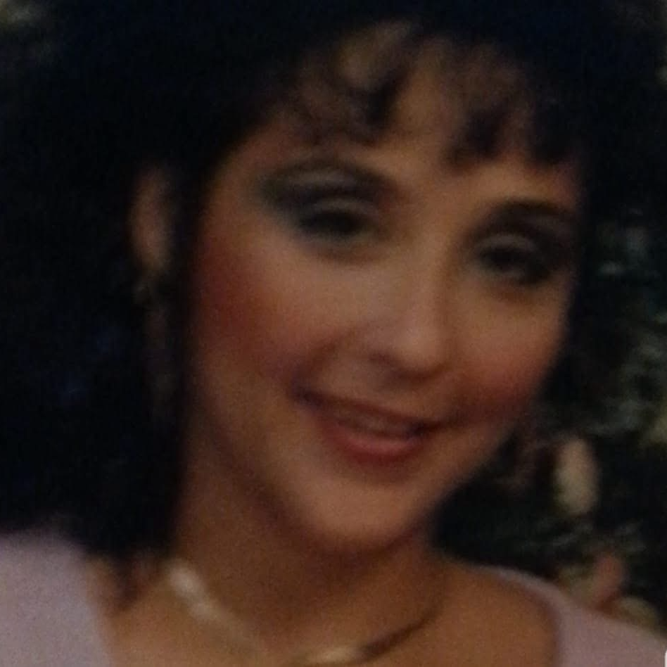 Viveca Goss's obituary photo'