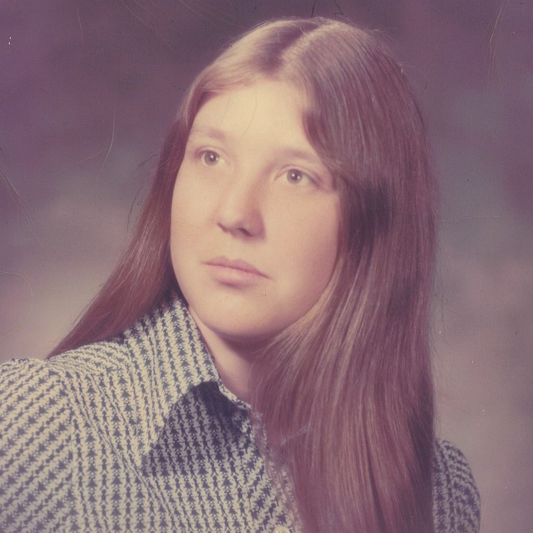 Sue Ellen John's obituary photo'