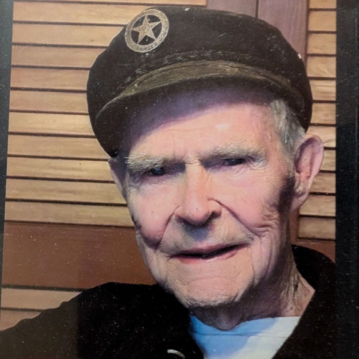 Daniel Knaack's obituary photo'