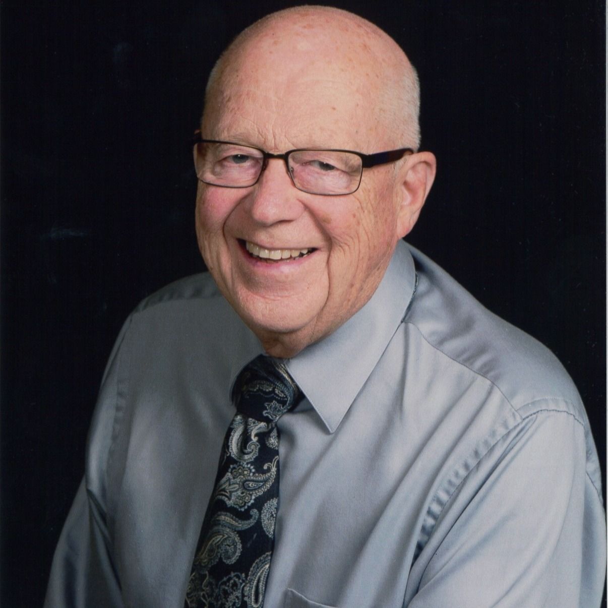 Kenneth Blom's obituary photo'