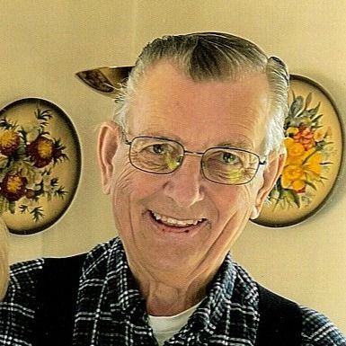 Kenneth Larson's obituary photo'